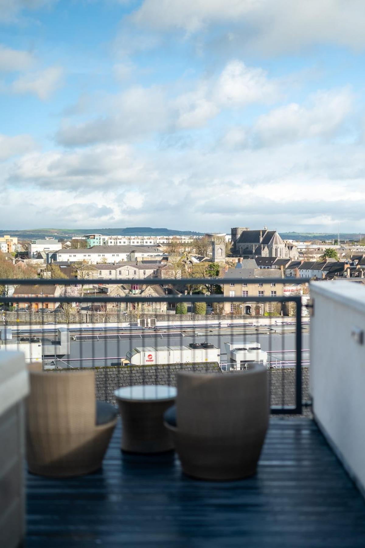Kilkenny Suites Quarto foto